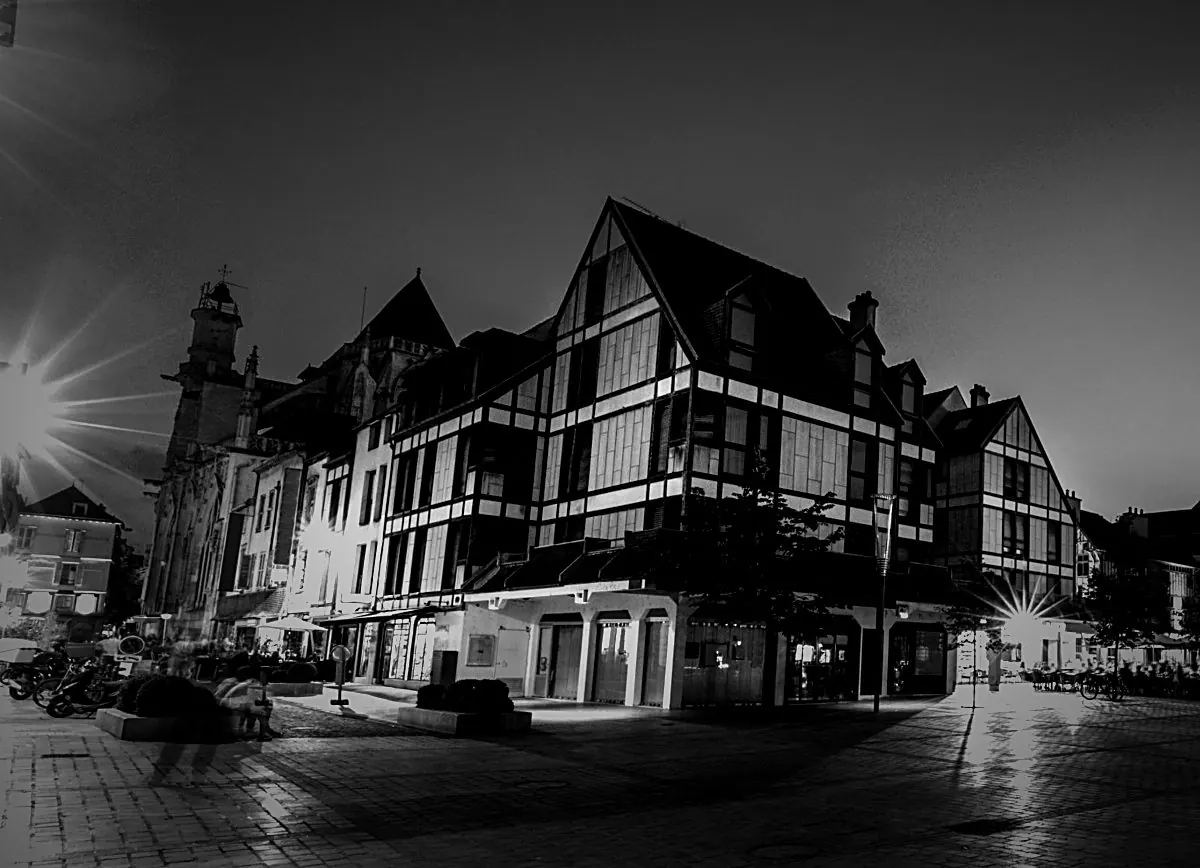 Troyes